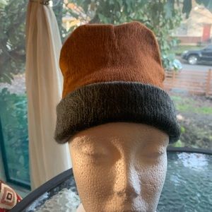 Rust & Charcoal Gray Beanie Cap Brand New Ecuadorean South American Hat Warm